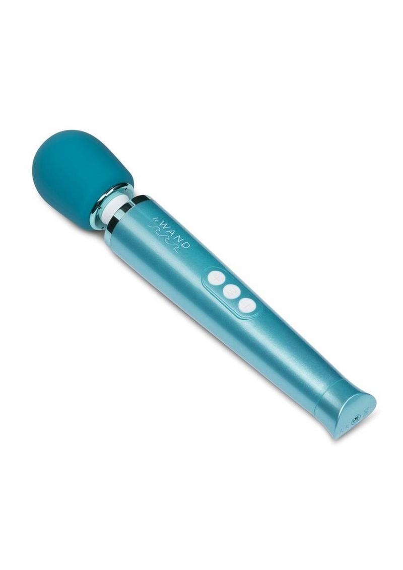 Le Wand Dive Submersible Rechargeable Silicone Vibrating Massager