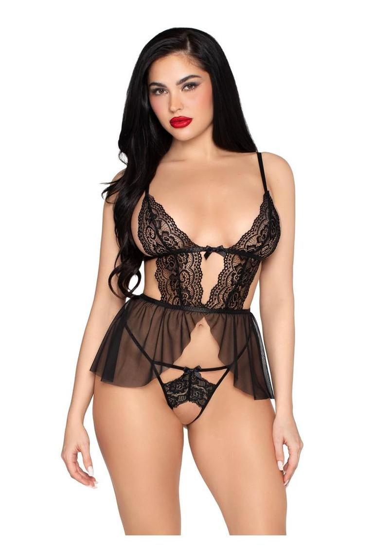 Leg Avenue Scalloped Lace and Mesh Babydoll and Matching Crotchless Panty