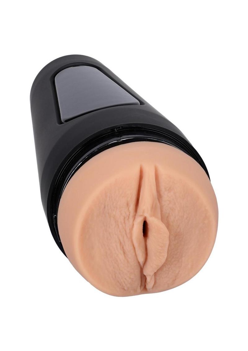Main Squeeze Livv Fitt Ultraskyn Masturbator - Pussy