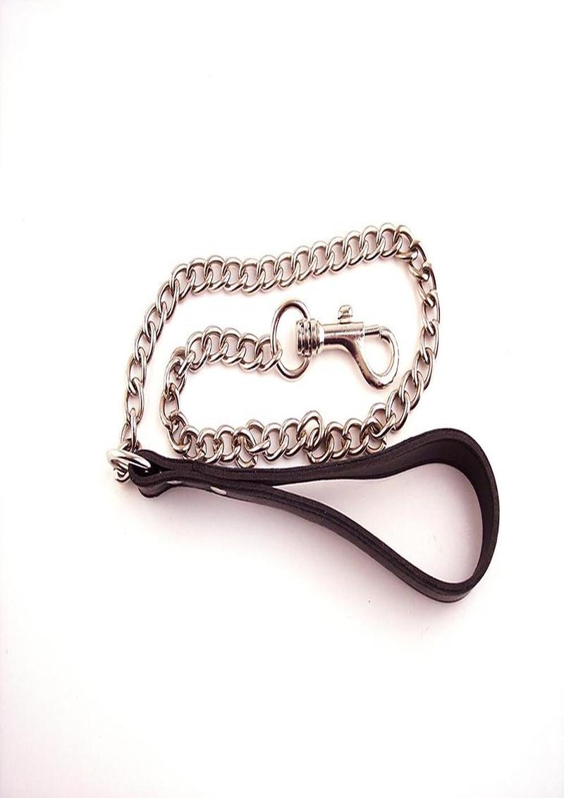 Rouge Leather Lead Chain