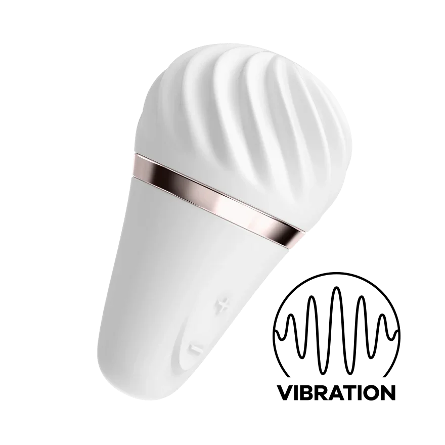 satisfyer-little-wand-layon-front-view-1.png